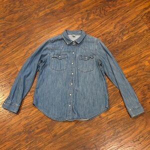 Old Navy Light Blue Casual Button Down Shirt